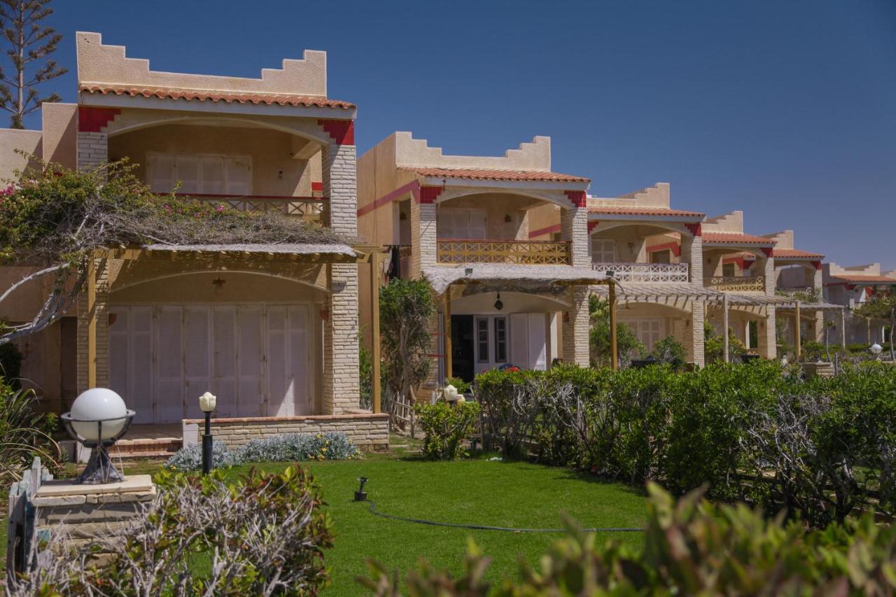 Villas Petro Beach 엘 알라메인 외부 사진